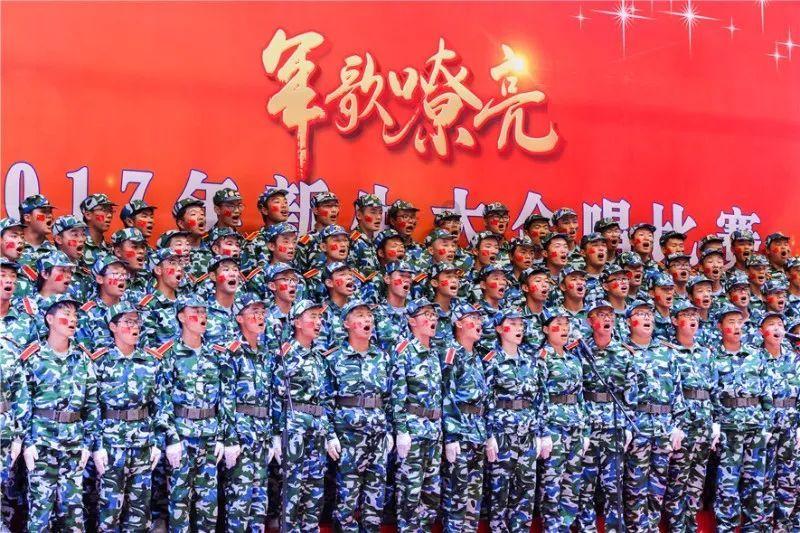 时尚希腊女神装