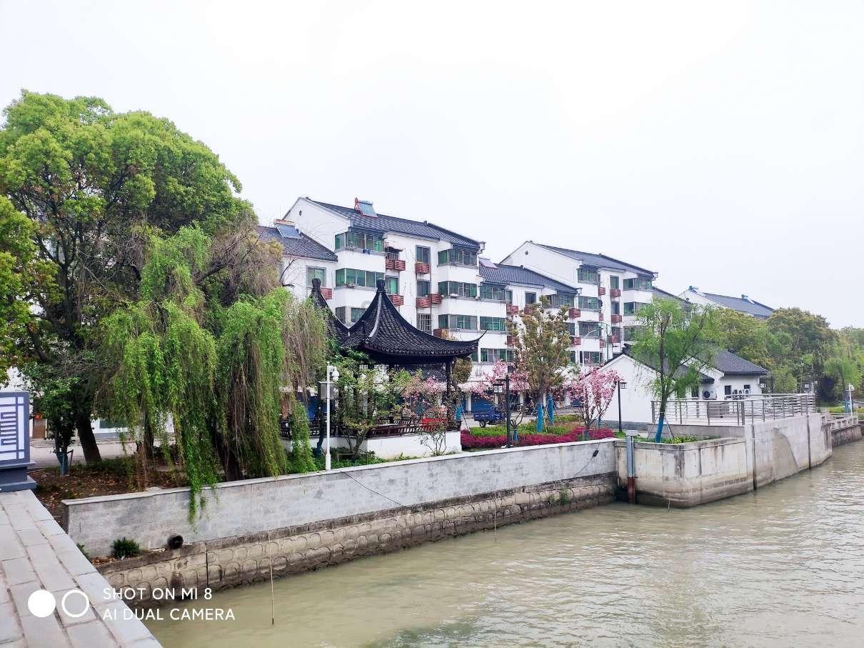 油漆墙面